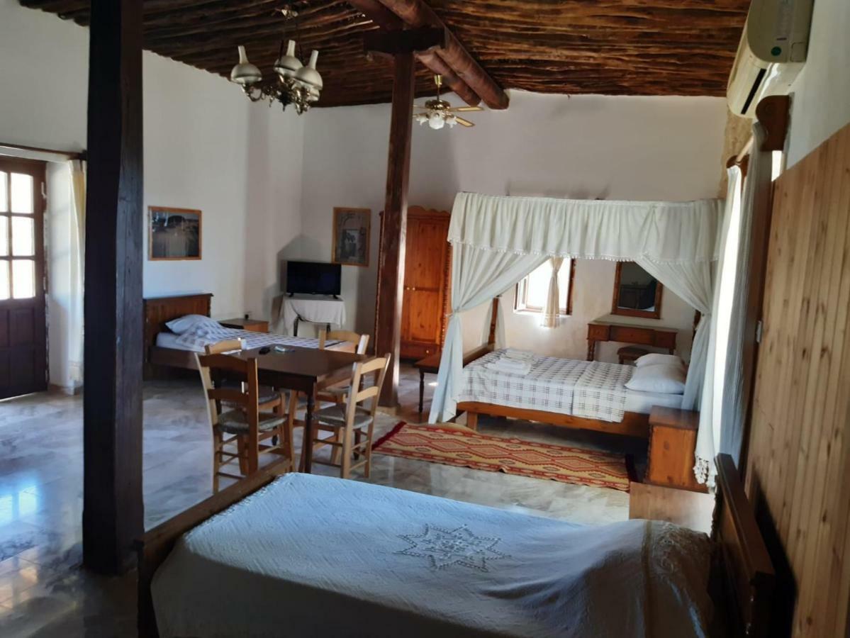 Karpaz Stone House Bed & Breakfast Rizokarpaso Bagian luar foto
